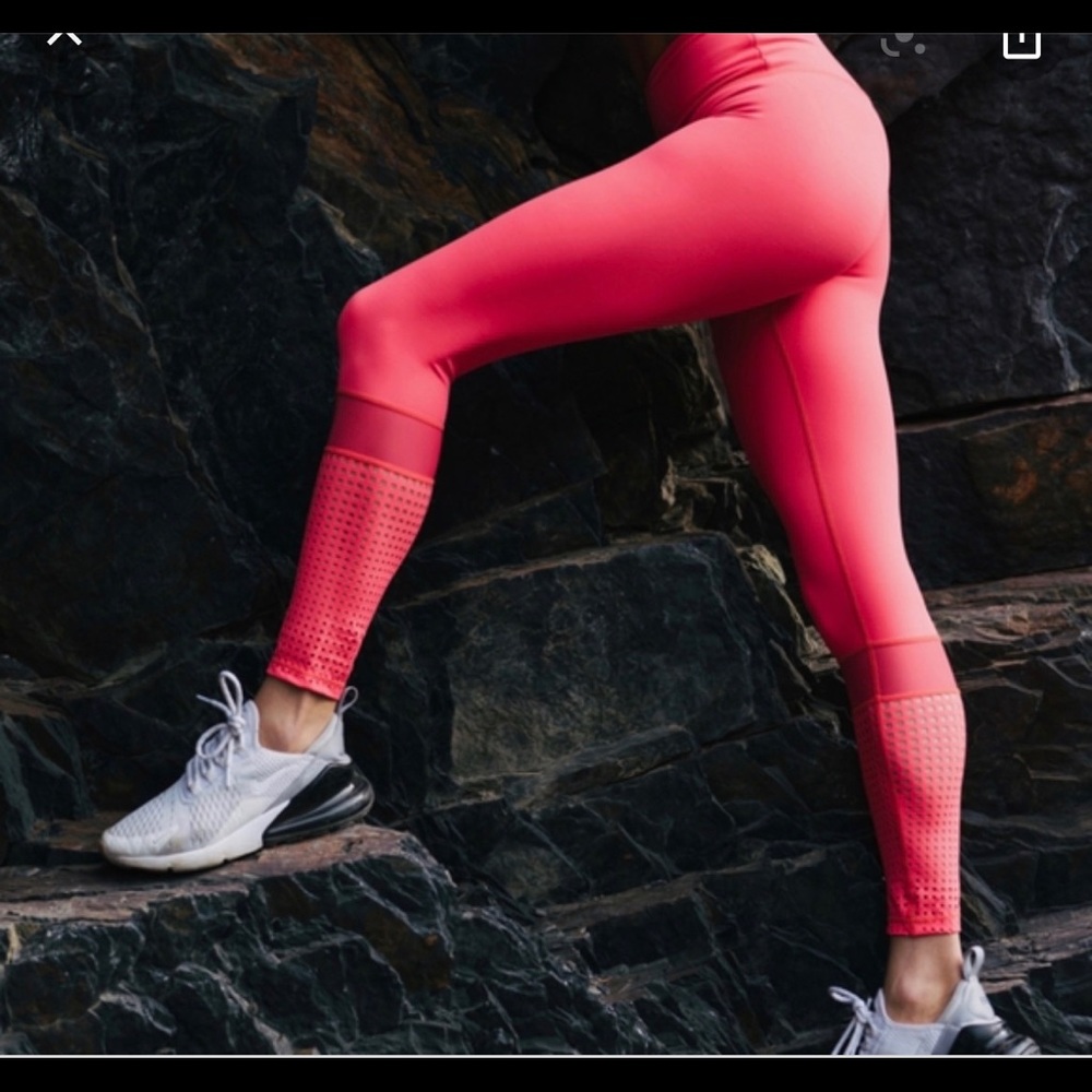 Zyia Sunset Block Chill Light n Tight 7/8 leggings